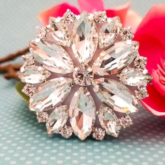 Glitz Rhinestone Phone Grip - Picture 2 of 4